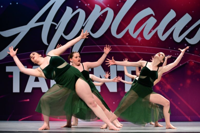 Dance Group 11